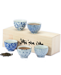 Set di 5 tazze in porcellana giapponese